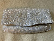 La Regale White Bridal Beaded Iridescent Sequin Satin Evening Purse Clutch New La Regale White Bridal Beaded Iridescent Sequin Satin Evening Purse Clutch New
