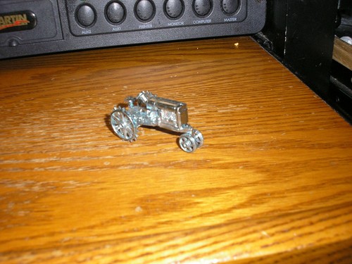 Vintage Plastic 1/64 Chrome Narrow Front Tractor Free Shipping - Picture 4 of 5