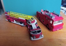 Zwei Feuerwehrautos, Dinky & Corgi