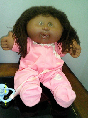 Cabbage Patch Kids Doll African American Girl 2004 PInk Outfit W/Pacifier Clean