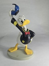 Disney Figurine Donald Duck sur socle, univers Disney (© Disney)