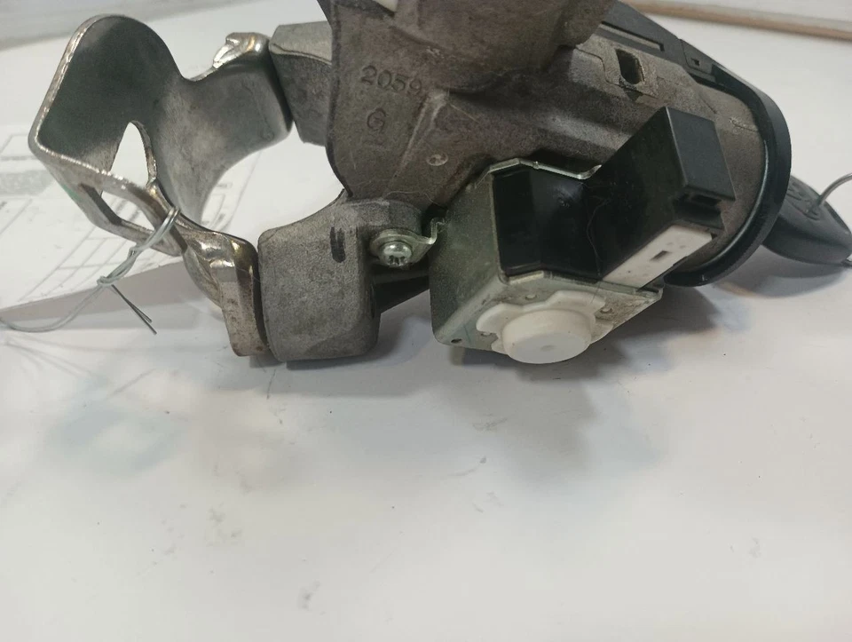 Toyota Tundra 2014 bloqueo de encendido cilindro interruptor llave carcasa 11518434 Foto 3 de 4