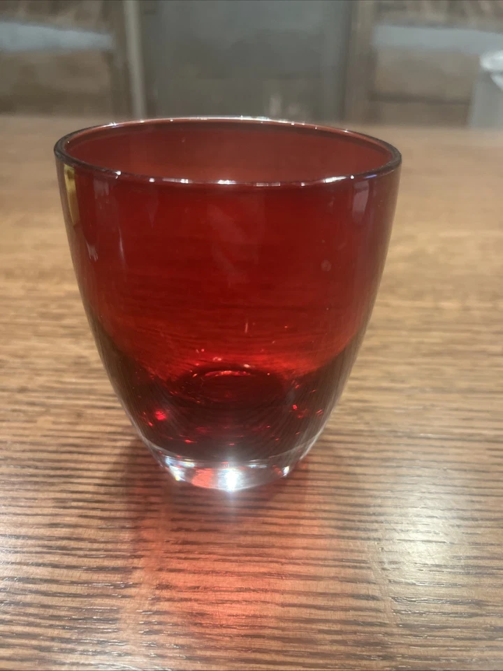 Комплект из двух обетов из красного рубинового стекла Crate & Barrel - Изображение 3 из 4