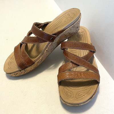 Crocs Sandals Womens Size 6 Leigh Slip On Wedge Slide Brown Leather Open Toe