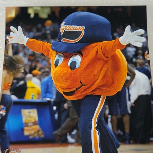 Foto Otto the Orange Mascot Syracuse Univ 8"x10" Licencia Oficial NCAA (2008) - Imagen 6 de 6