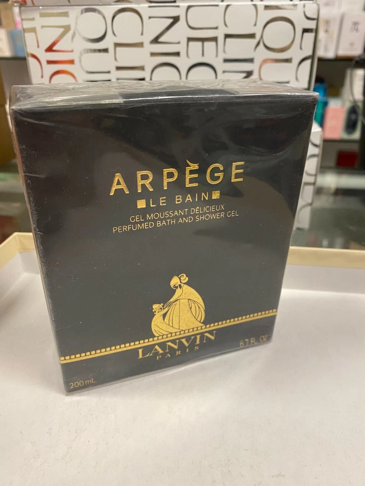 Gel de baño y ducha perfumado Arpege by Lanvin (6,7 oz) Foto 3 de 3