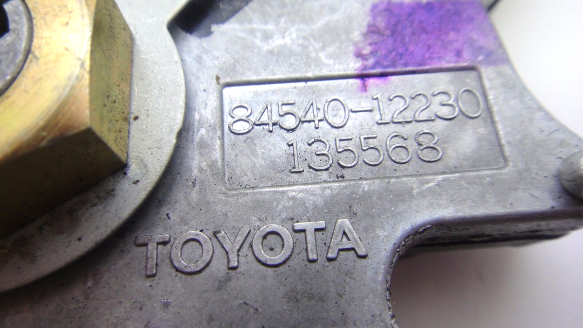 NEW GENUINE/ OEM 84540-12230 135568 NS288 JA4451 1S5820