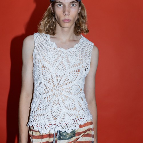 Vintage Y2K lovely flower crochet tank top in pure white - Picture 6 of 6