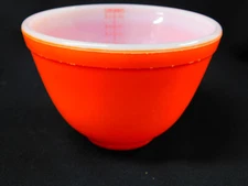 Vintage McKee Glasbake RED Graduated MEASURING Mixing BOWL 3 1/2 Cups