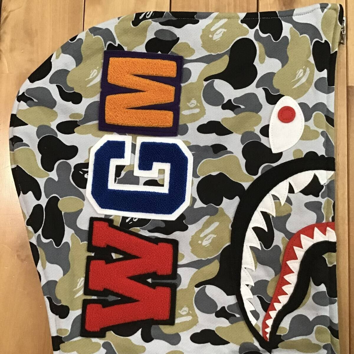 BAPE 迷彩シャークフードパーカー GINZA EXCLUSIVE 2024 Ginza Store Camo BAPE shark full zip hoodie A Bathing Ape