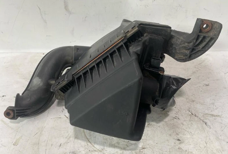 Conjunto de limpador de ar Ford Transit Connect 2.0L 2010-2013 - Imagem 2 de 2