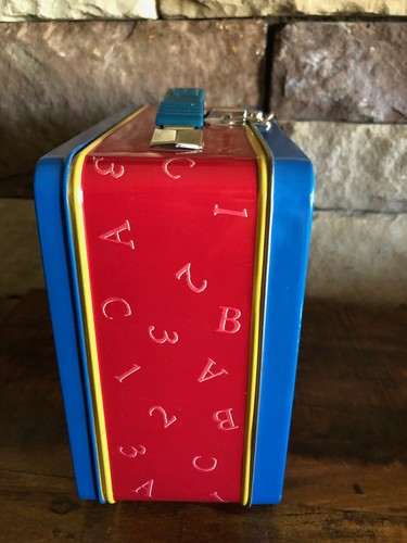 Vintage 1998 Walt Disney's Pinocchio Thermos Lunchbox - Picture 2 of 11