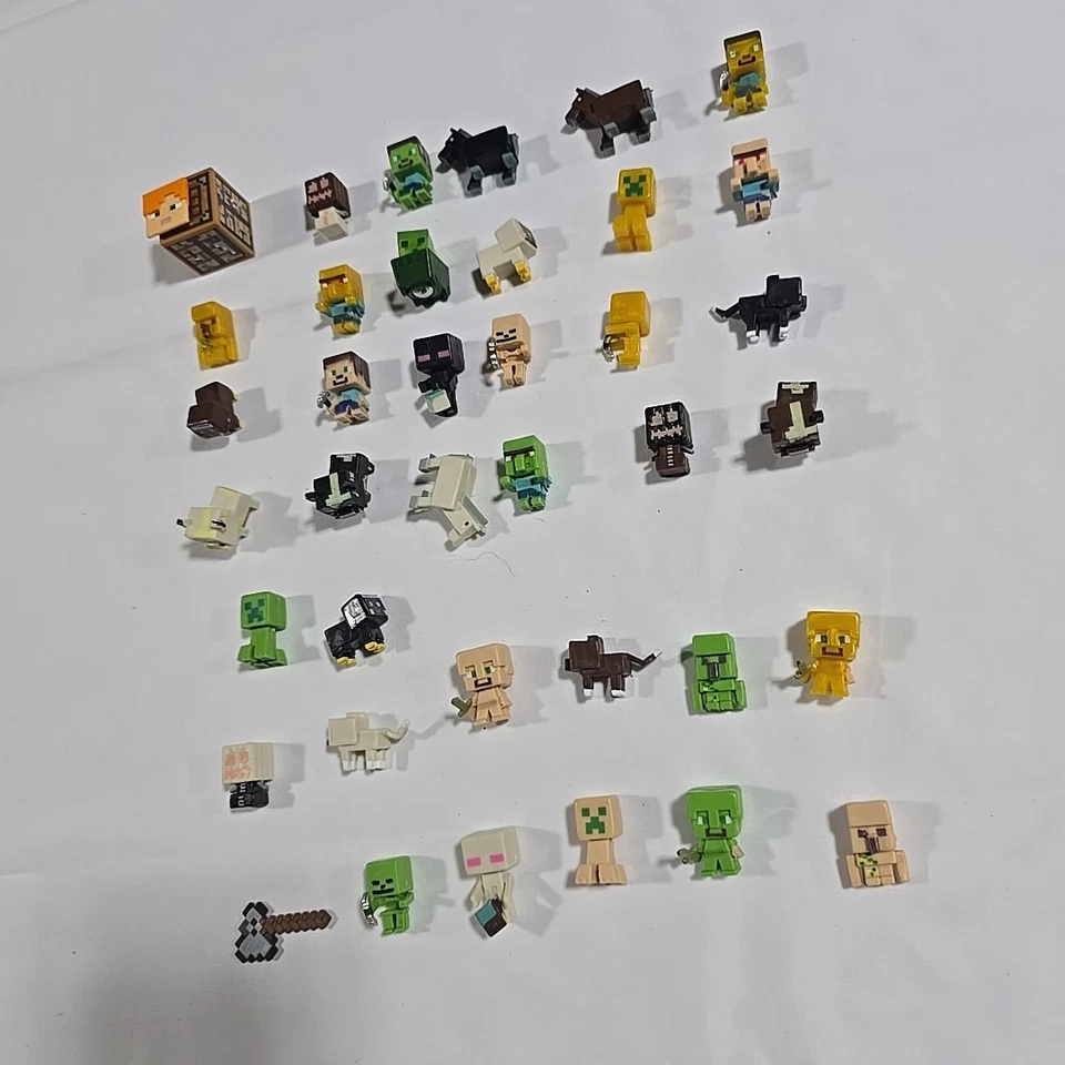 Lote sortido de 38 mini figuras Mattel Minecraft cavalo vaca trepadeira mob golem - Imagem 3 de 4