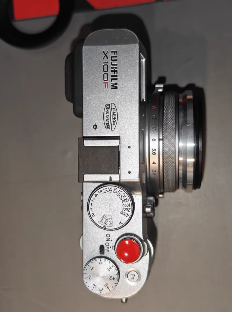 FUJIFILM X100F シルバー 0222 Fujifilm X100F Silver 24.3MP Digital Compact Cam Sleek Build High