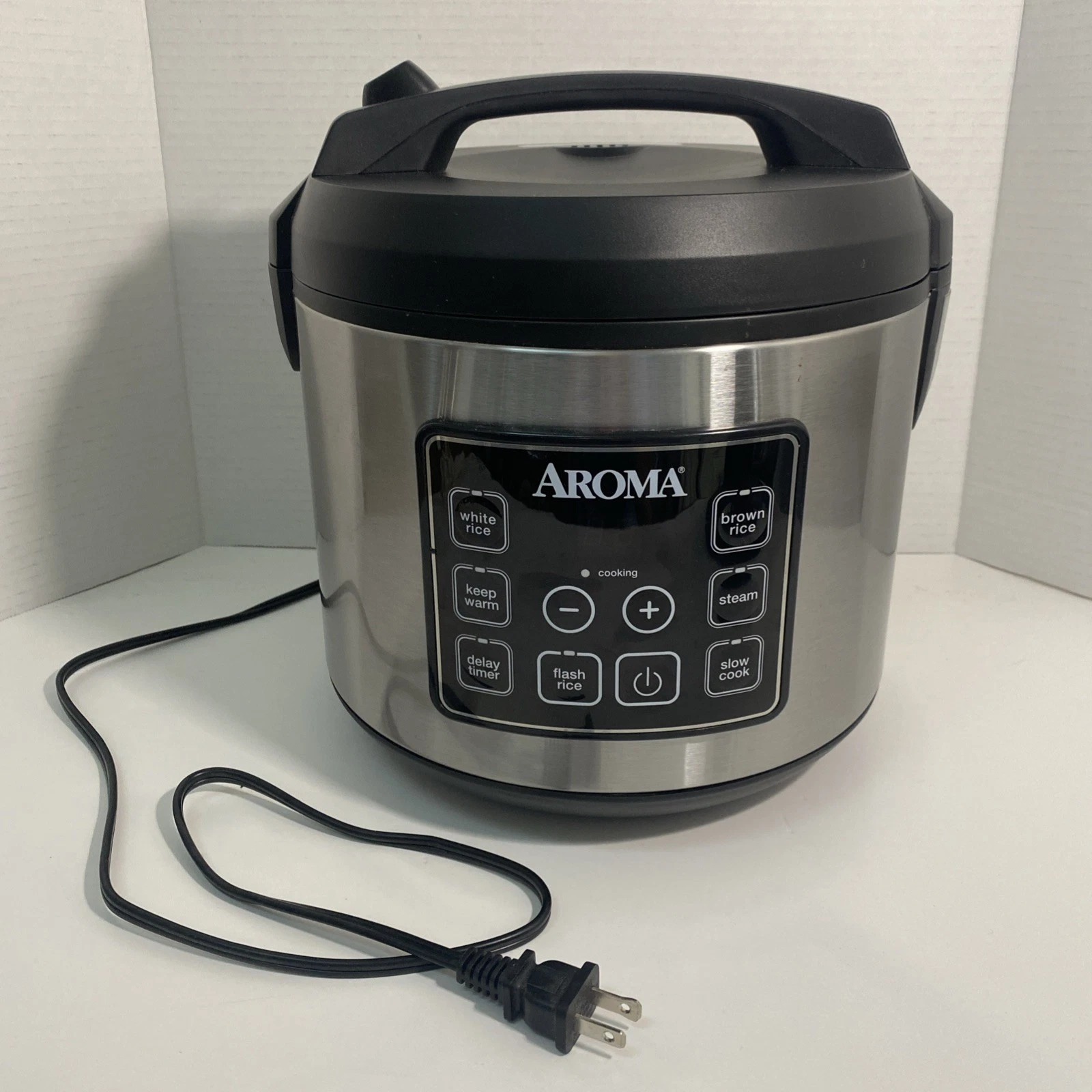 AROMA ARC-150SB 5 qt Digital Cool-Touch Rice Cooker - Silver - Used