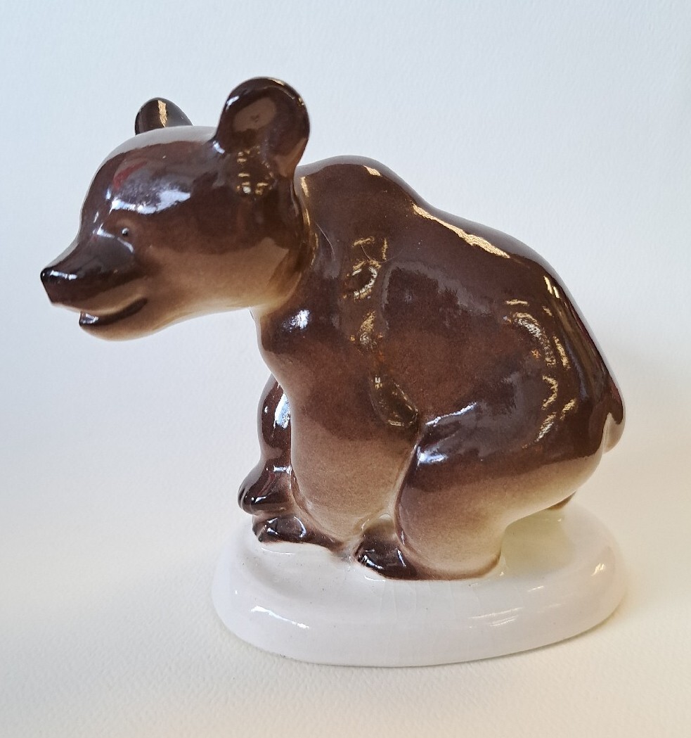 Lomonosov Russiaのシロクマの置物 Lomonosov Polar Bear - Etsy