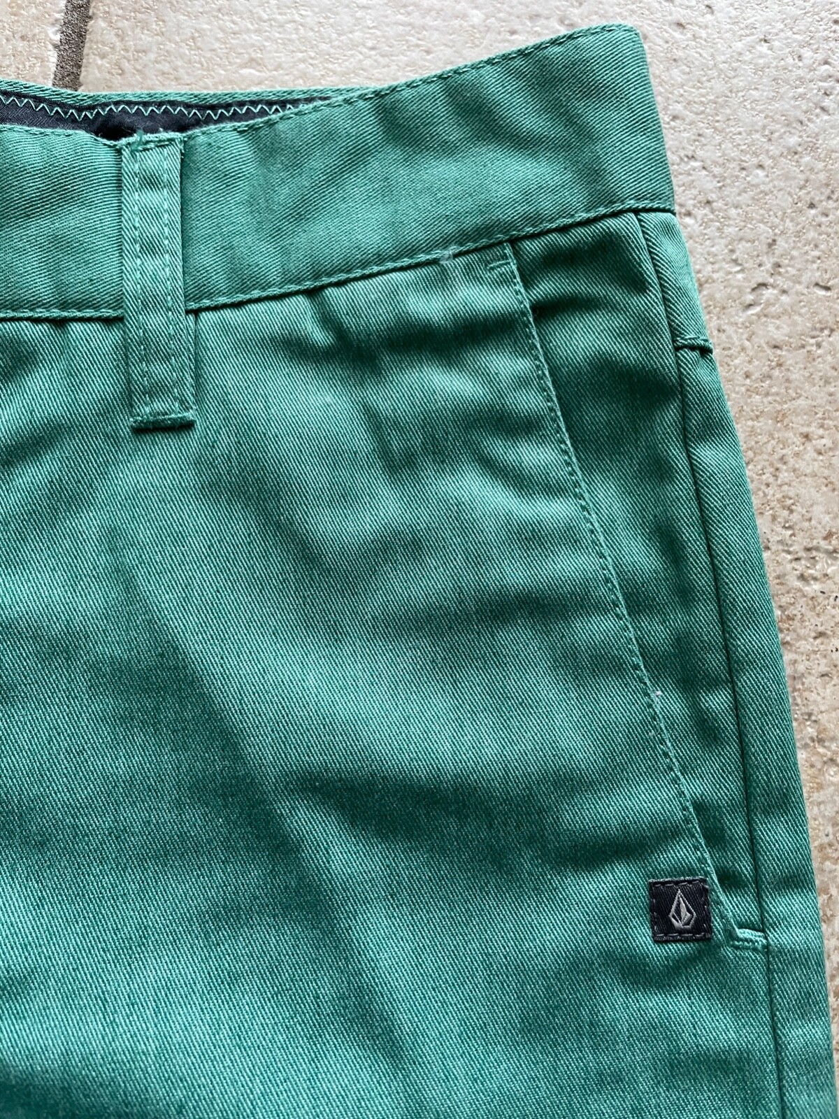 Picture 3 of 6
