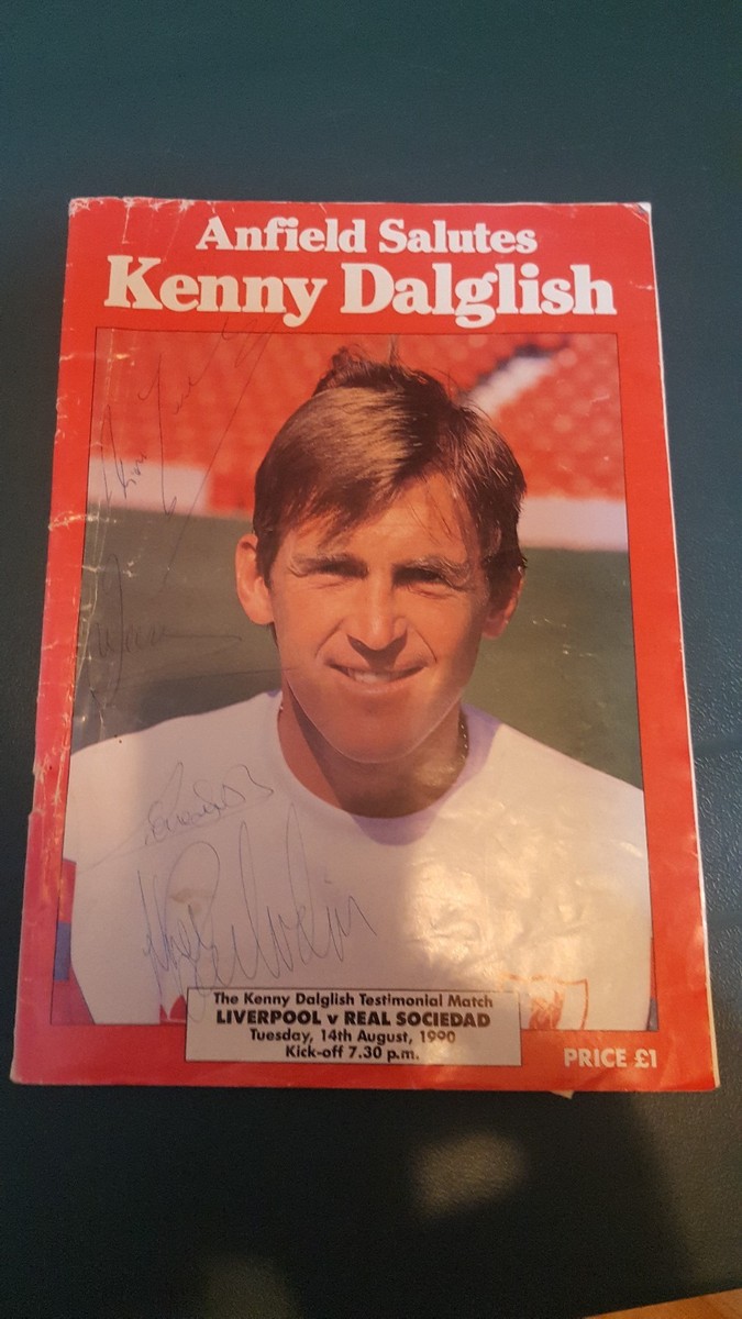 Kenny dalglish Signed Football Programme with 18 signatures UK