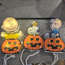 Vtg The Peanuts Gang Lighted Halloween Jack O Lanterns Pathway Markers Set Of 3