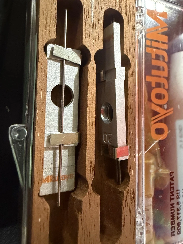 Mitutoyo 64AAA221 20 TPI cables de medición de rosca con soportes y caja - certificado NIST Foto 2 de 4