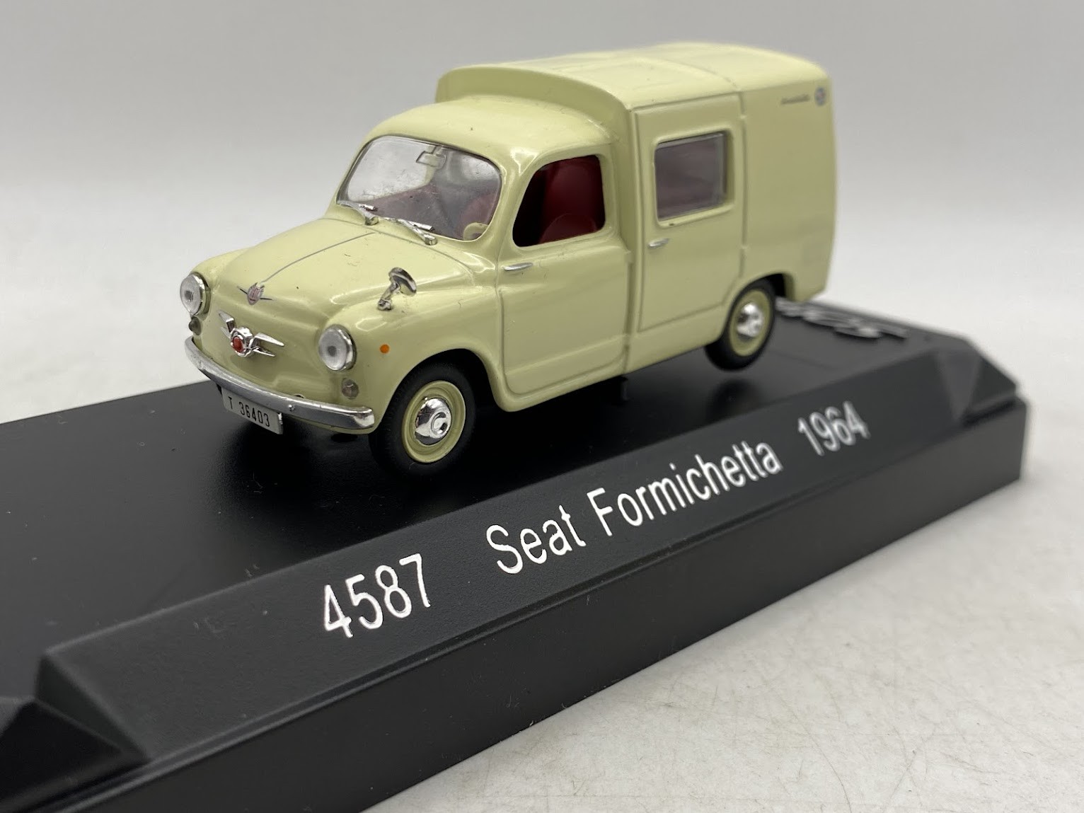 Solido Seat 600 Formicheta 1964 1:43 4587