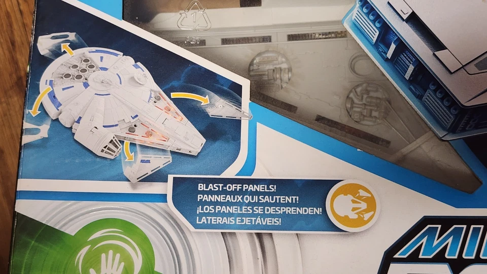Hasbro Star Wars Force Link Electronic Kessel Run Millennium Falcon con Han Solo Foto 3 de 4