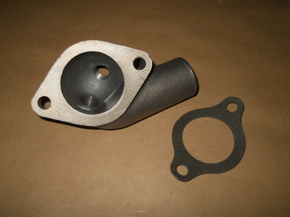 Oldsmobile Starfire 1979 con motor 305 termostato nuevo salida de agua Foto 2 de 2