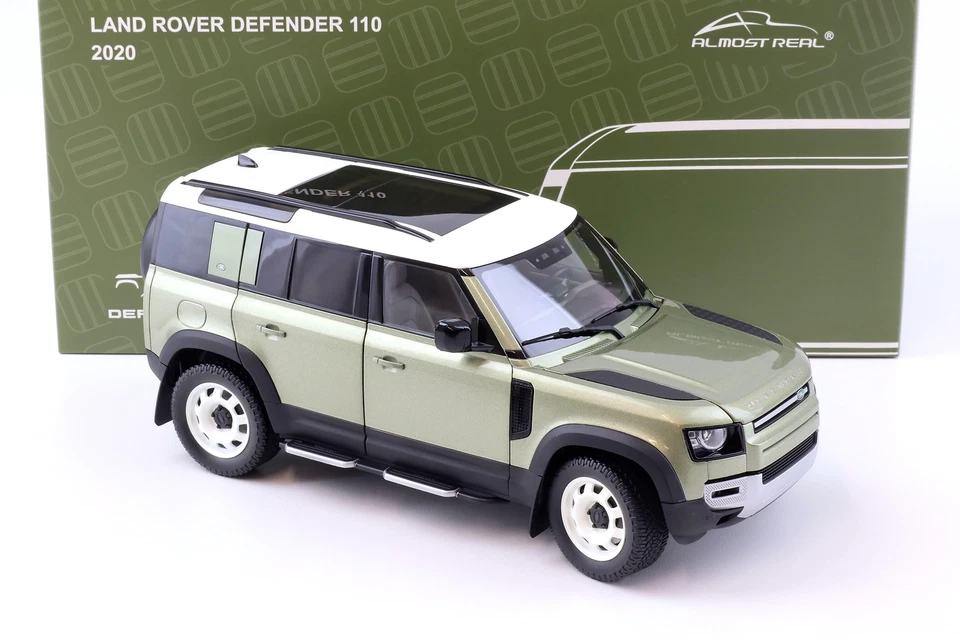 1:18 Almost Real Land Rover Defender 110 Pangea Verde 2020 - Immagine 2 di 4