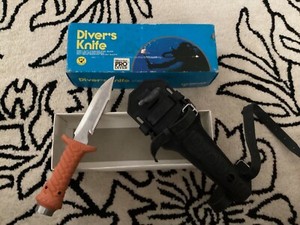 WENOKA HEAVY DUTY SCUBA DIVERS KNIFE  BLADE & SHEATH in box vintage RARE
