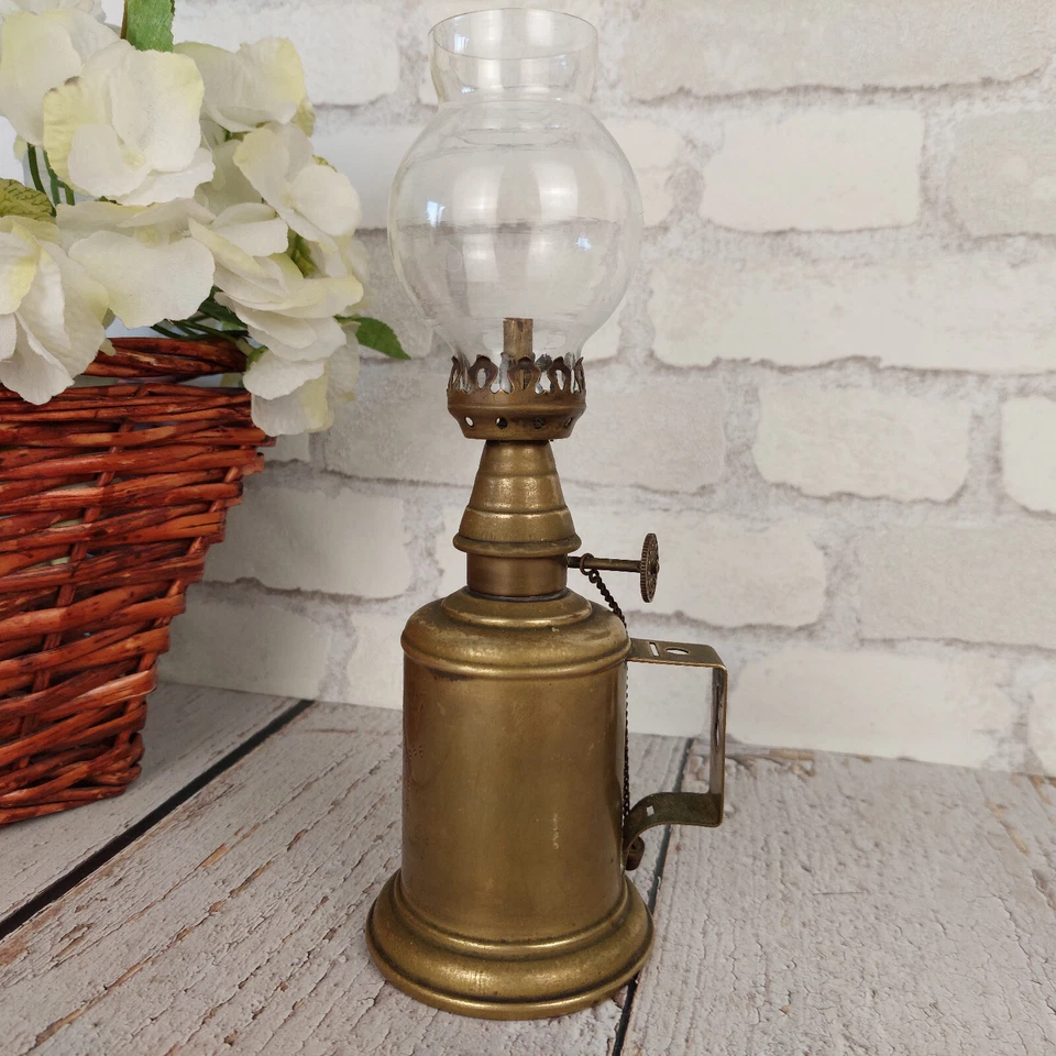 Lampe ancienne à essence Olympe style lampe Pigeon France laiton & verre globe - Photo 3/4