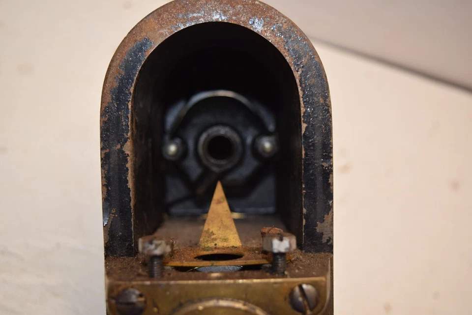 1903 04 95 06 07 BOSCH TYPE ZR4 Magneto for 4 cyl for Parts C20 - Image 4 of 4