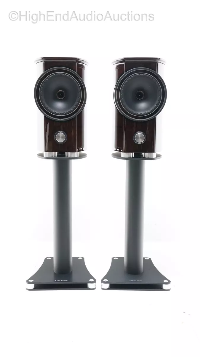 Fyne Audio F1-8 Audiophille Bookshelf Speakers w Original Box