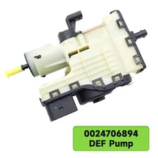 0024706894 Diesel Exhaust Fluid DEF Pump for Freightliner Sprinter 2500 3500 U