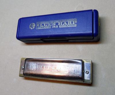 M. Hohner Blues Harp MS Diatonic Harmonica 10 holes Key of E  w / box Germany