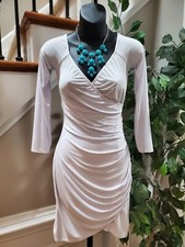 Pretty Little Thing Women's White V-Neck Long Sleeve Knee Length Dress Size 8