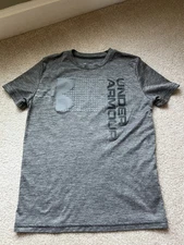 Under Armour Boy’s YMD UA Crossfade T-Shirt 1331684-001 Black/Gray Youth Medium