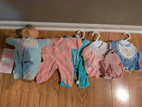 Vintage cabbage Patch Preemie With Pacifier, Birth Cert, Outfits And Shoes