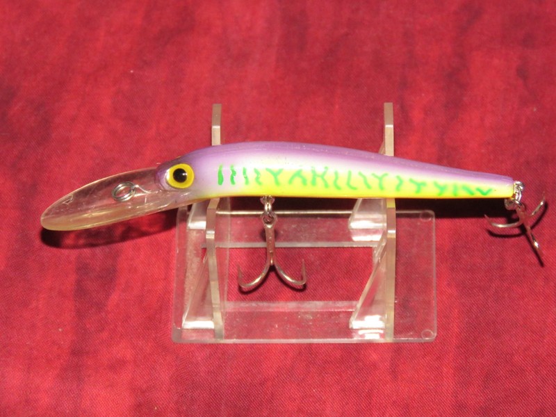 VINTAGE STORM DEEP JR. THUNDERSTICK FISHING LURE GREAT COLOR