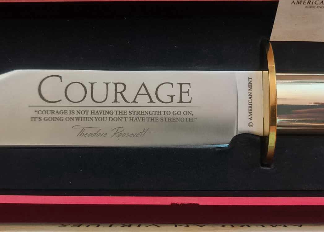 COURAGE - AMERICAN VIRTUES Bowie Knife Collection 12