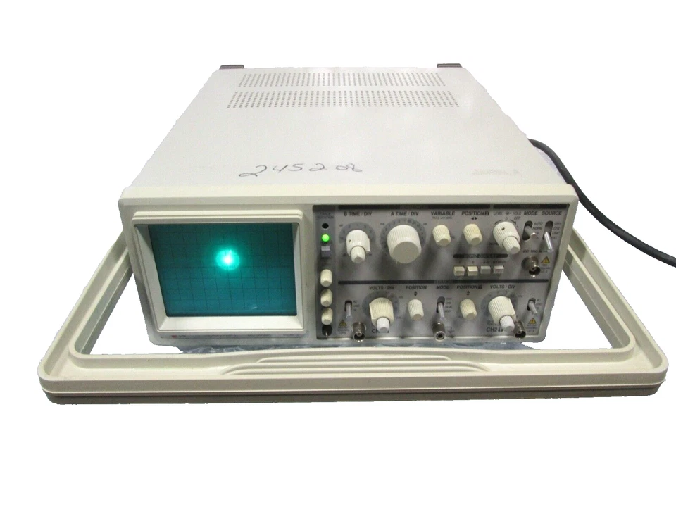 LG OS-5060A 60 MHz Dual Trace / 2 Channel 2ch Oscilloscope. Foto 3 de 4