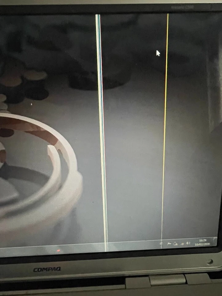 HP COMPAQ PRESARIO C500 FUNZIONANTE CON WINDOWS 7 PC PORTATILE NOTEBOOK LAPTOP - Imagen 4 de 4