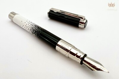 WATERMAN PERSPECTIVE OMBRES ET LUMIERES WITH CHROME TRIM FOUNTAIN PEN FANTASTIC!