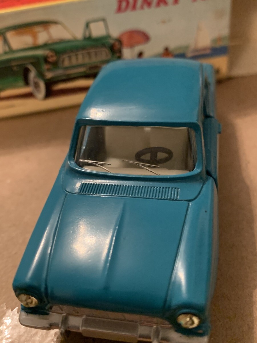 RARE FRENCH DINKY 538 FORD TAUNUS 12M CAR MODEL 1/43 IN ORIGINAL