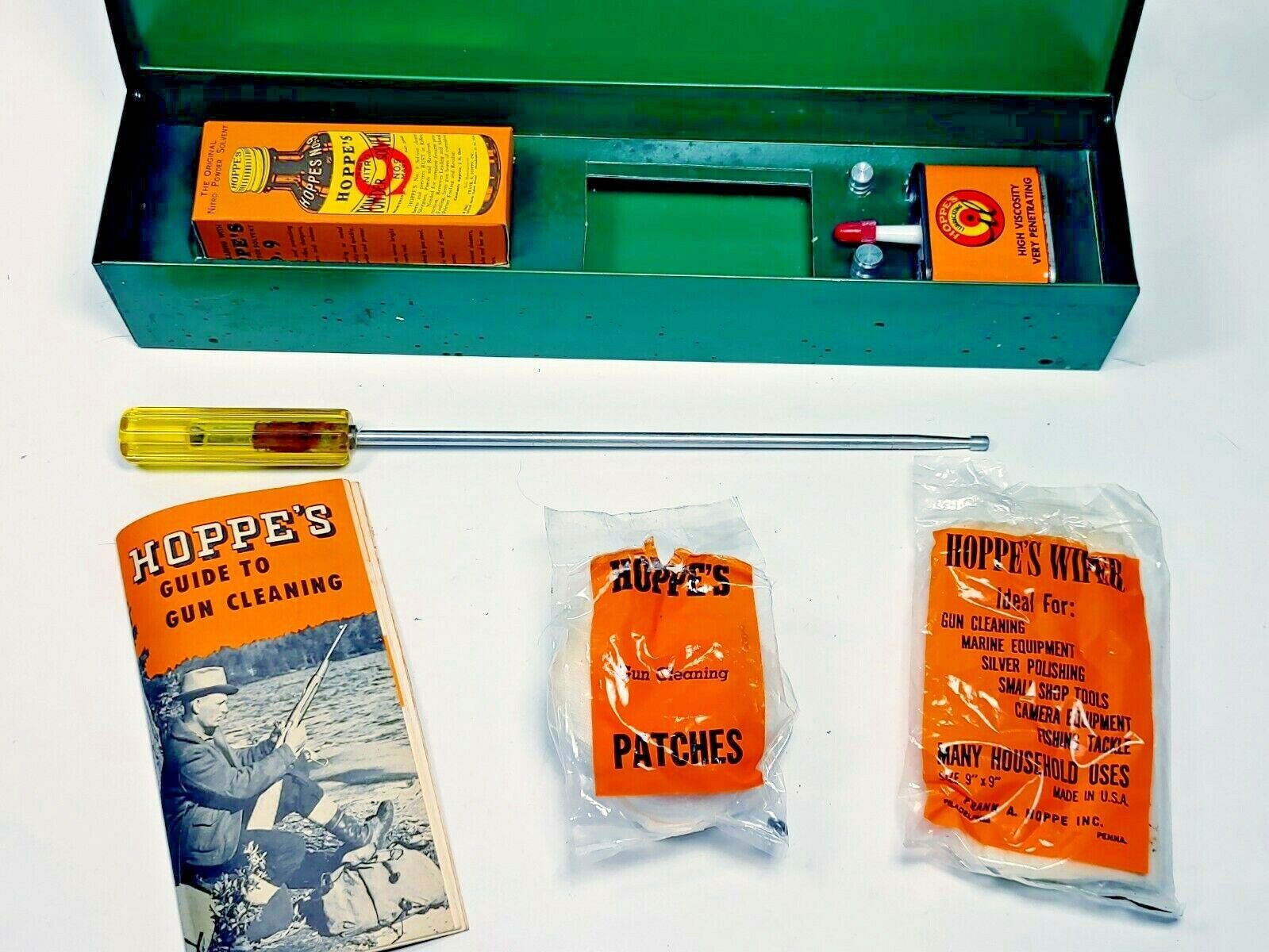 Hoppe's Pistol Cleaning Kit Green Metal 1962 Guide Tool Penetrating Oil Patches