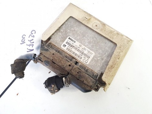 Opel Astra 2000 ECU Engine Computer (Engine Control Unit) 02810018 #1461227-52