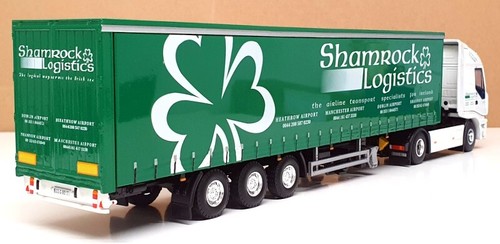 Lion Toys 1/50 Scale SL01G Iveco Truck & Trailer Shamrock Logistics White/Green - Picture 2 of 6
