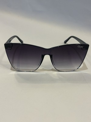 Quay Australia COME THRU CAT EYE Shield Oversized SUNGLASSES Black Gradient Fade