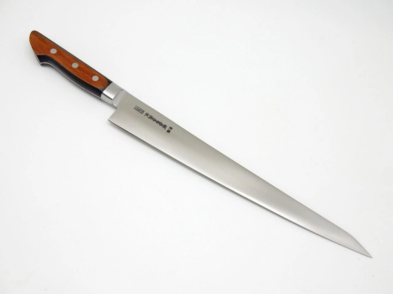 Yoshihiro Hi-Carbon Japan Steel(SK-4), HGB Series Sujihiki Knife 300 mm/11.8"
Opens in a new window