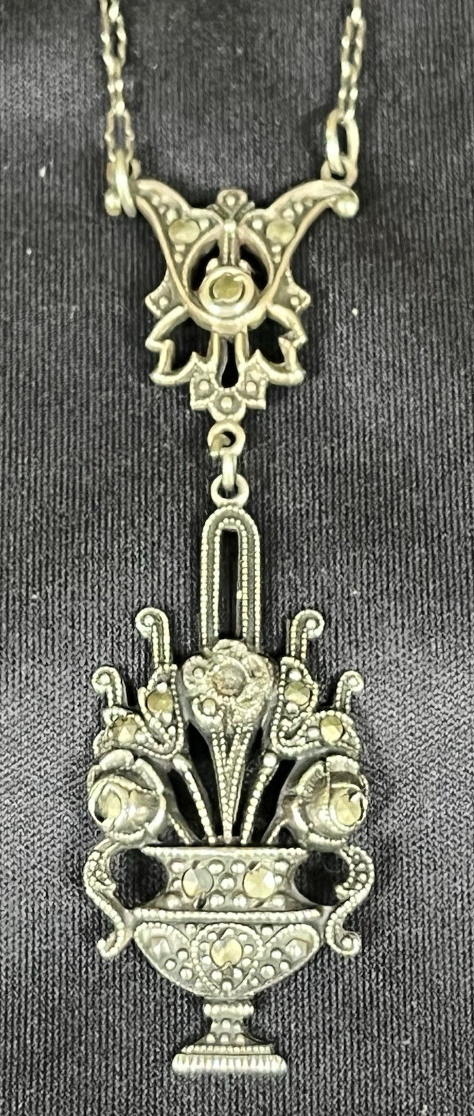 Sterling Silver 925 Cable Chain Necklace Urn Charm Pendant Signed 18in