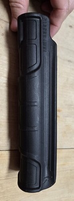 Blackhawk Fore-End Mossberg 590 500 12g Pump Action Grip 2100263-a